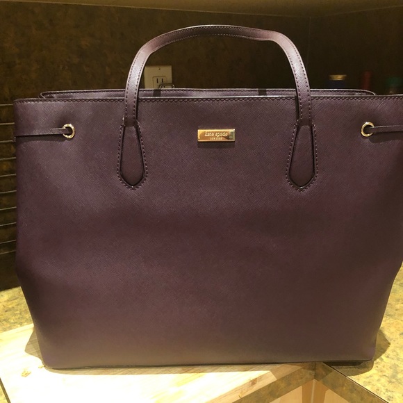 Kate Spade Tote with Matching Wallet - Picture 1 of 7